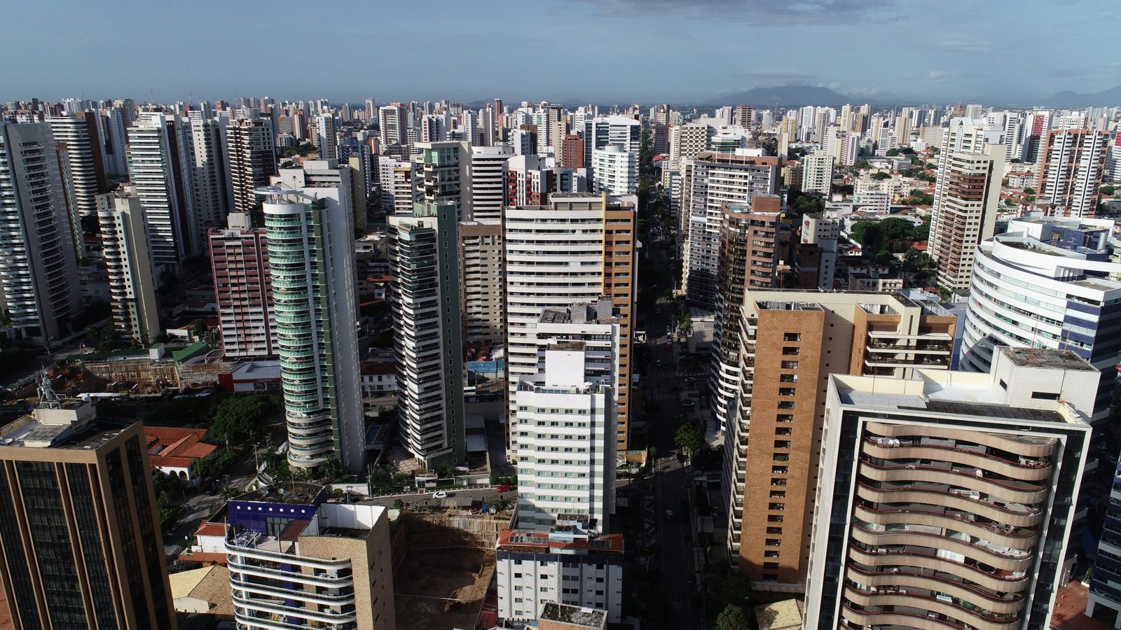 Fortaleza e RMF movimentaram R$ 8,7 bilhões em imóveis no último ano o maior mercado fora do eixo Sul-Sudeste